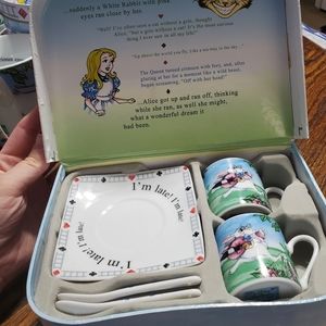 Alice in Wonderland Cafe tea set